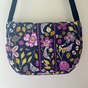 Vera Bradley Saddle Up Messenger Bag in Floral Nightingale Pattern